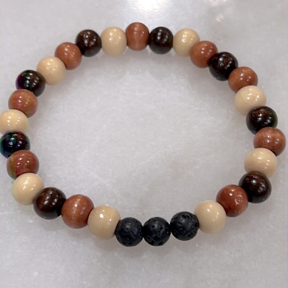 Essential Oil CEDARWOOD and Lava Bead Diffuser Bracelet - Picture 4 of 4